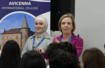 Introducing the Faculty of Economics to Avicenna International College Students