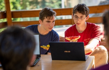Jelentkezés az EJC Természettudományos Táborba!
